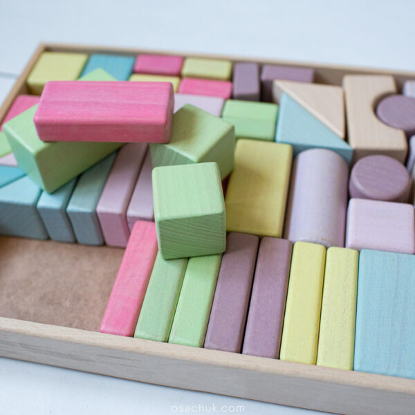 Детская игрушка. Конструктор цветной 48 деталей. Экопродукт. 26х35см