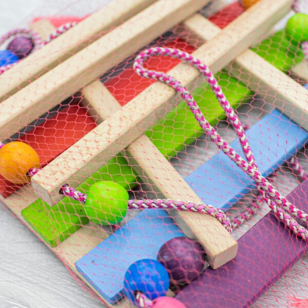 Детская деревянная игрушка. Качелька цветная. Экопродукт. 30х28см