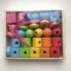 Дерев'яний конструктор - шнурівка кольоровий. 30 деталей екопродукт 25х20х4 см