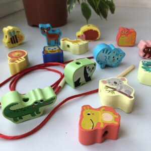 Яскрава шнурівка "Фрукти"  CUBIKA
