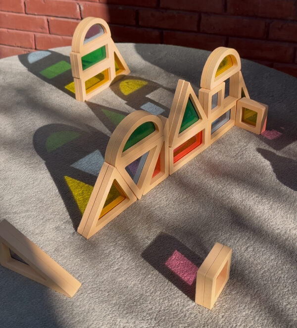 Дерев’яний конструктор “Світло і тіні” 12 кольорових блоків