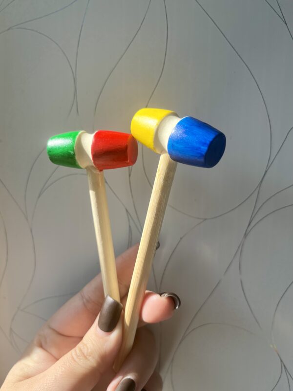 нейромолоточки 2 для занять червоно-зелений та жовто-синій деревяний